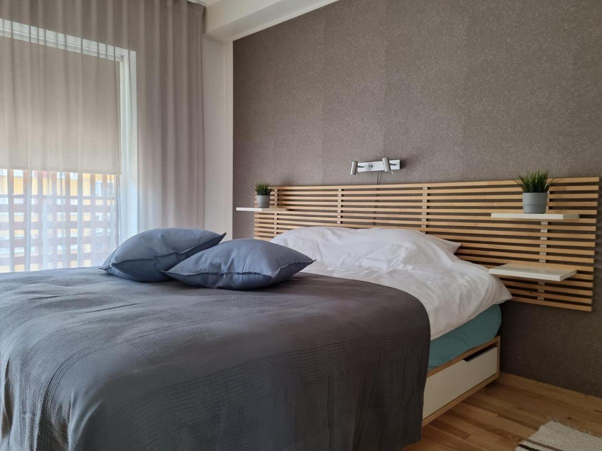 R63 Apartment With Terrace Тарту Екстериор снимка