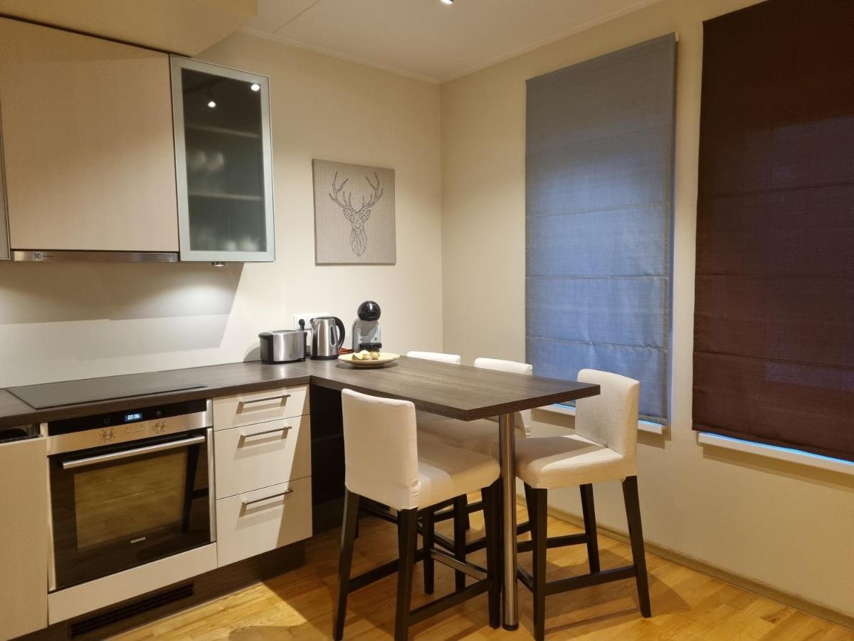 R63 Apartment With Terrace Тарту Екстериор снимка